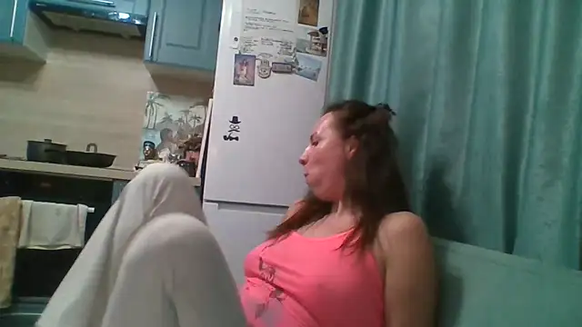 ALICAINWONDERLAND online show from 18, 4, 2026