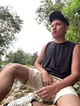 elfernh online show from 17, 12, 2025