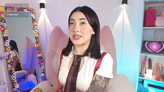 justonecute online show from 1, 4, 2026