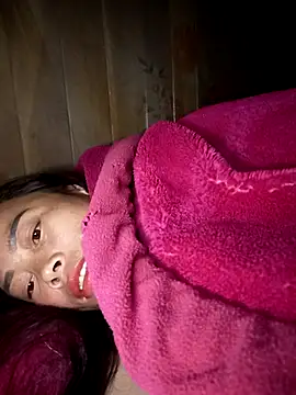 Snapshot of CoMay003 chatting on 13, 10, 2025 CoMay003 online show from 13, 10, 2025