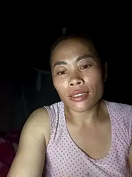 Snapshot of CoMay003 chatting on 14, 10, 2025 CoMay003 online show from 14, 10, 2025