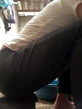 Snapshot of CoMay003 chatting on 16, 10, 2025 CoMay003 online show from 16, 10, 2025