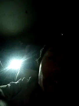 Snapshot of CoMay003 chatting on 1, 11, 2025 CoMay003 online show from 1, 11, 2025