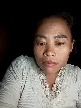 Snapshot of CoMay003 chatting on 3, 11, 2025 CoMay003 online show from 3, 11, 2025