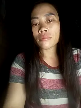 Snapshot of CoMay003 chatting on 8, 11, 2025 CoMay003 online show from 8, 11, 2025