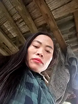 Snapshot of CoMay003 chatting on 19, 11, 2025 CoMay003 online show from 19, 11, 2025