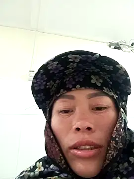 Snapshot of CoMay003 chatting on 26, 11, 2025 CoMay003 online show from 26, 11, 2025