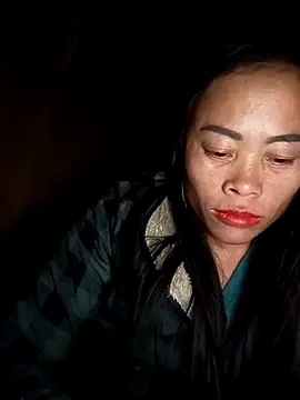 Snapshot of CoMay003 chatting on 1, 12, 2025 CoMay003 online show from 1, 12, 2025