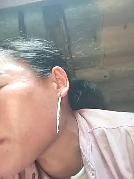 CoMay003 online show from 8, 4, 2026