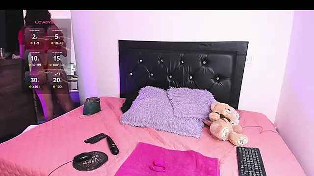 samiacooper25 online show from 9, 1, 2026