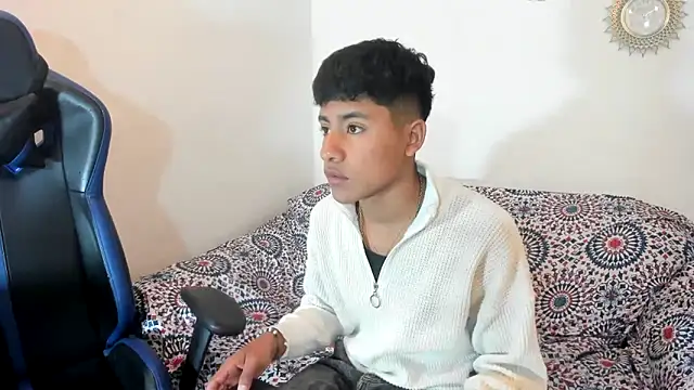 Snapshot of sebas_boys577 chatting on 10, 9, 2025 sebas boys577 online show from 10, 9, 2025