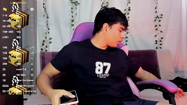 an drew18 online show from 21, 9, 2025