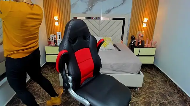 KAROLLJONES1 online show from 5, 2, 2026