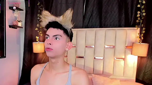 Room 69x online show from 7, 10, 2025