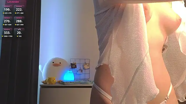 roxydolll online show from 29, 3, 2026