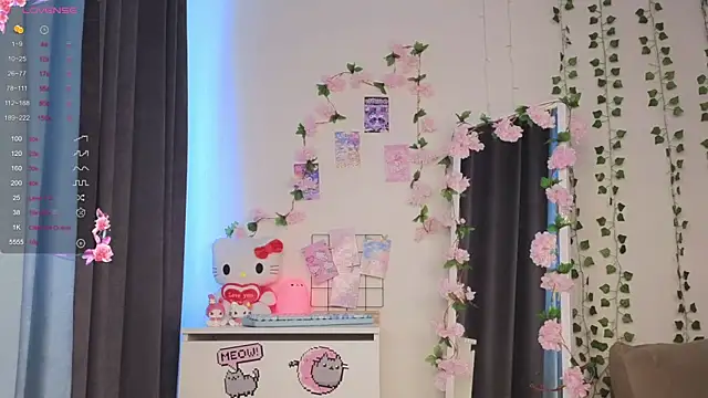 roxydolll online show from 12, 7, 2026