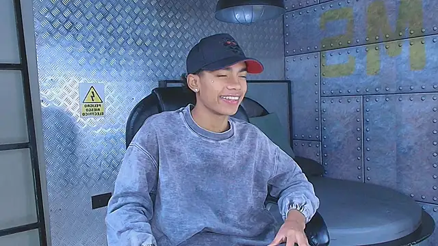 AlanCutee online show from 29, 9, 2025