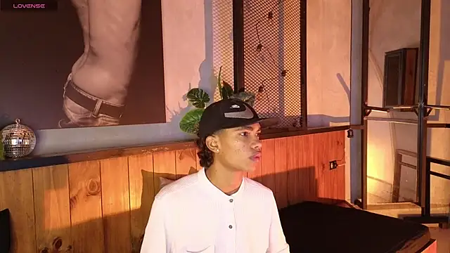 AlanCutee online show from 4, 4, 2026