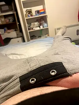 bigdicklad online show from 17, 12, 2025