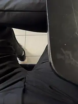 Monspeet 01 online show from 21, 10, 2025