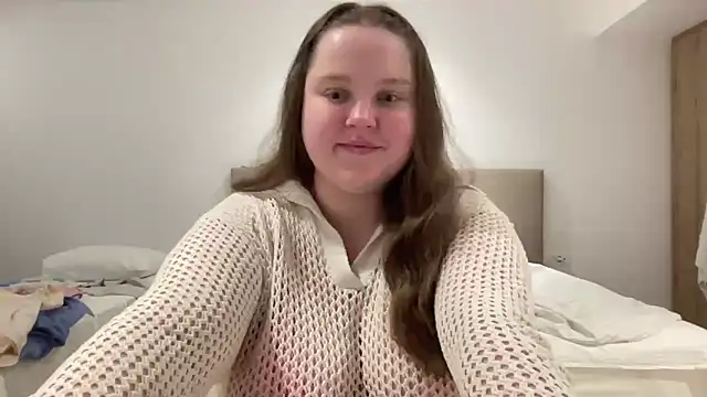 Snapshot of Alice898 chatting on 11, 9, 2025 Alice898 online show from 11, 9, 2025