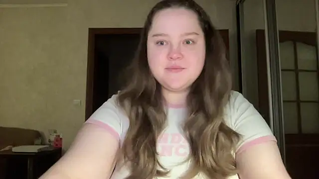 Snapshot of Alice898 chatting on 22, 10, 2025 Alice898 online show from 22, 10, 2025