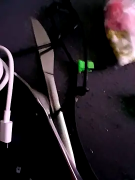 handsome8inchh online show from 28, 3, 2026