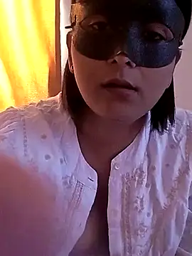 Snapshot of Queen_Kushi4 chatting on 28, 6, 2026 Queen Kushi4 online show from 28, 6, 2026