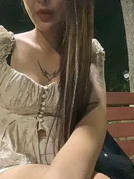   BabyShowPublic   online show from 19, 4, 2026