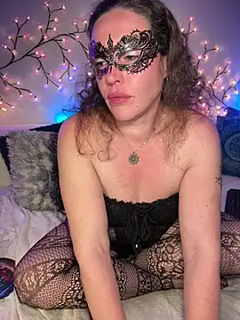 Snapshot of Nadja_Noir chatting on 17, 5, 2026 Nadja Noir online show from 17, 5, 2026