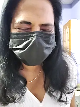 mallu-lover online show from 8, 4, 2026