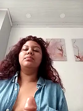 CloeStron online show from 1, 11, 2025