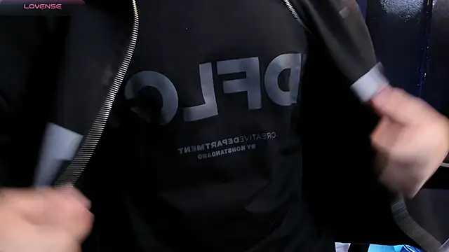 Eryonbradley online show from 7, 11, 2025