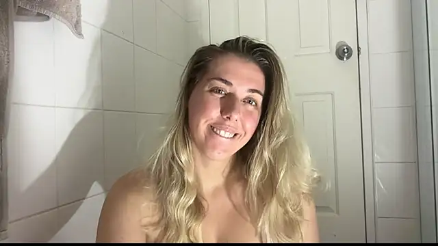 louiseberkeley online show from 29, 10, 2025