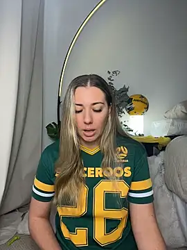 louiseberkeley online show from 17, 6, 2026