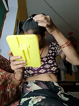 Snapshot of Sonam_pandeyji chatting on 16, 7, 2026 Sonam pandeyji online show from 16, 7, 2026