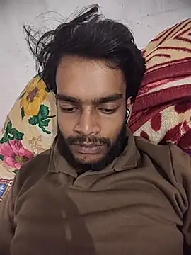 yashuuuu021 online show from 8, 10, 2025