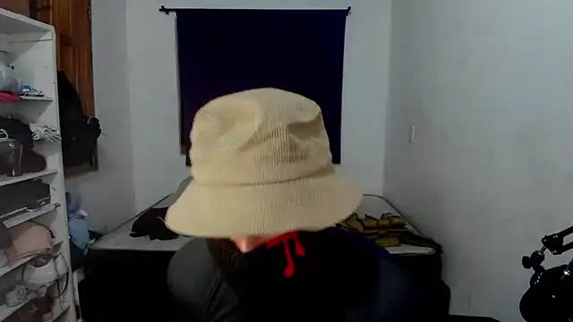 Snapshot of JuanchiT66 chatting on 1, 11, 2025 JuanchiT66 online show from 1, 11, 2025