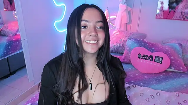 Lara Rouss  online show from 20, 9, 2025