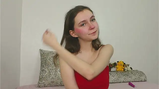 Little L1ss online show from 4, 12, 2025