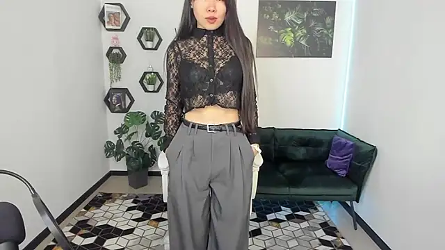 LunaPurrr online show from 3, 10, 2025