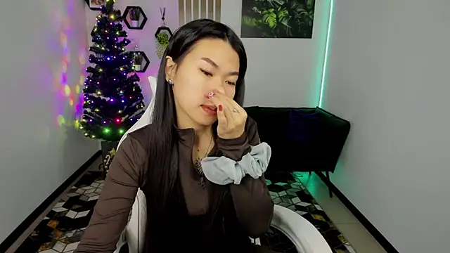 LunaPurrr online show from 15, 12, 2025