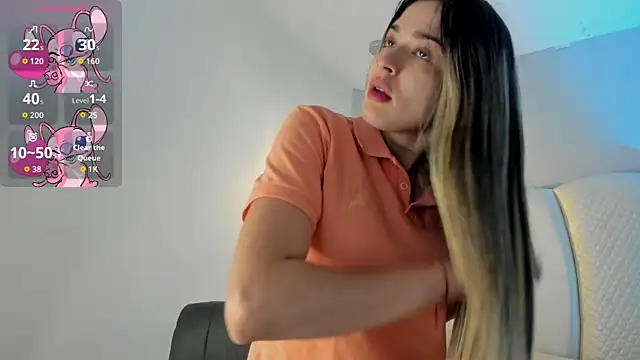 MiaVillalobos online show from 2, 10, 2025