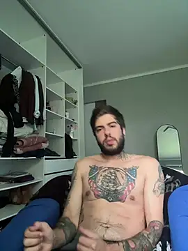 Snapshot of kirschxp chatting on 3, 6, 2026 kirschxp online show from 3, 6, 2026