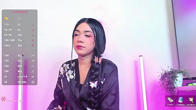 Snapshot of KristallSwan chatting on 15, 5, 2026 KristallSwan online show from 15, 5, 2026