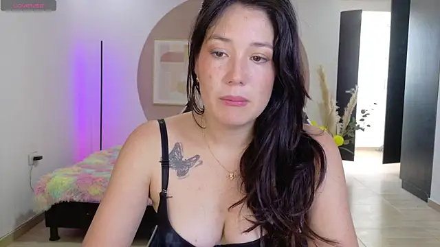 Eliih 01 online show from 10, 6, 2026