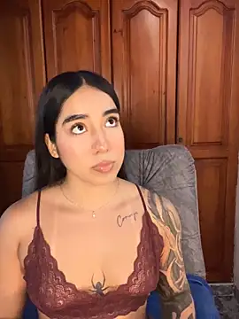 KaditaNavarro online show from 29, 3, 2026