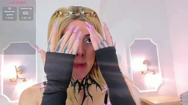 mystikdoll online show from 14, 9, 2025