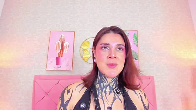 mystikdoll online show from 20, 10, 2025