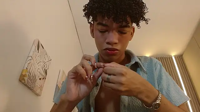 Ivone Rose  online show from 22, 10, 2025